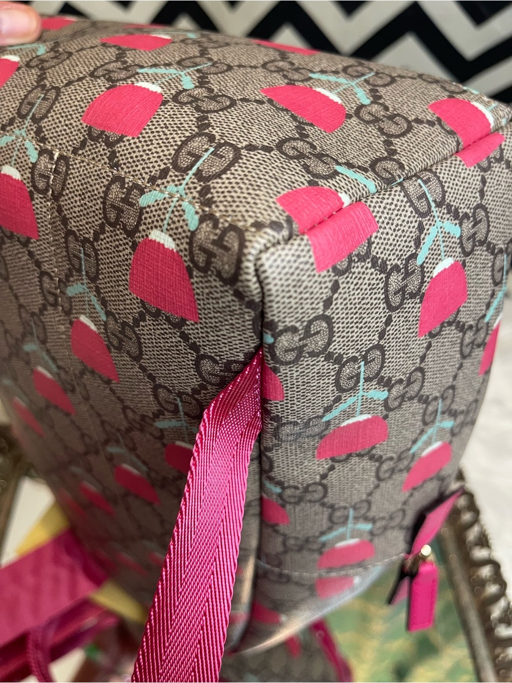 Pristine Gucci x Kim Seung-yeon GG Supreme Tulip Mini Backpack, With Dust Bag - Picture 13 of 16